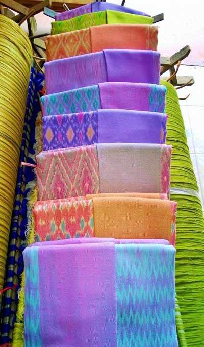 ผ้าฝ้ายยกดอกมัดหมี่ 5 ตะกอ 5 สี