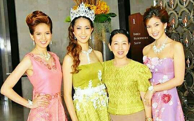 ผ้ายกดอก ผ้าทอมือ สระแก้ว